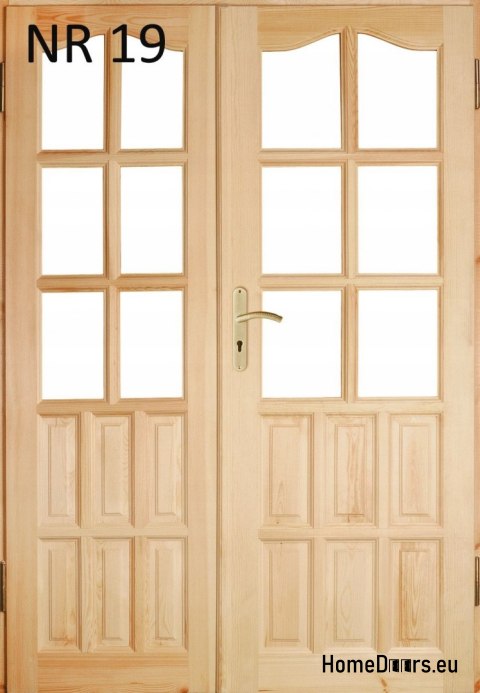 Dvoukřídlé borovicové dveře č. 19 s rámem